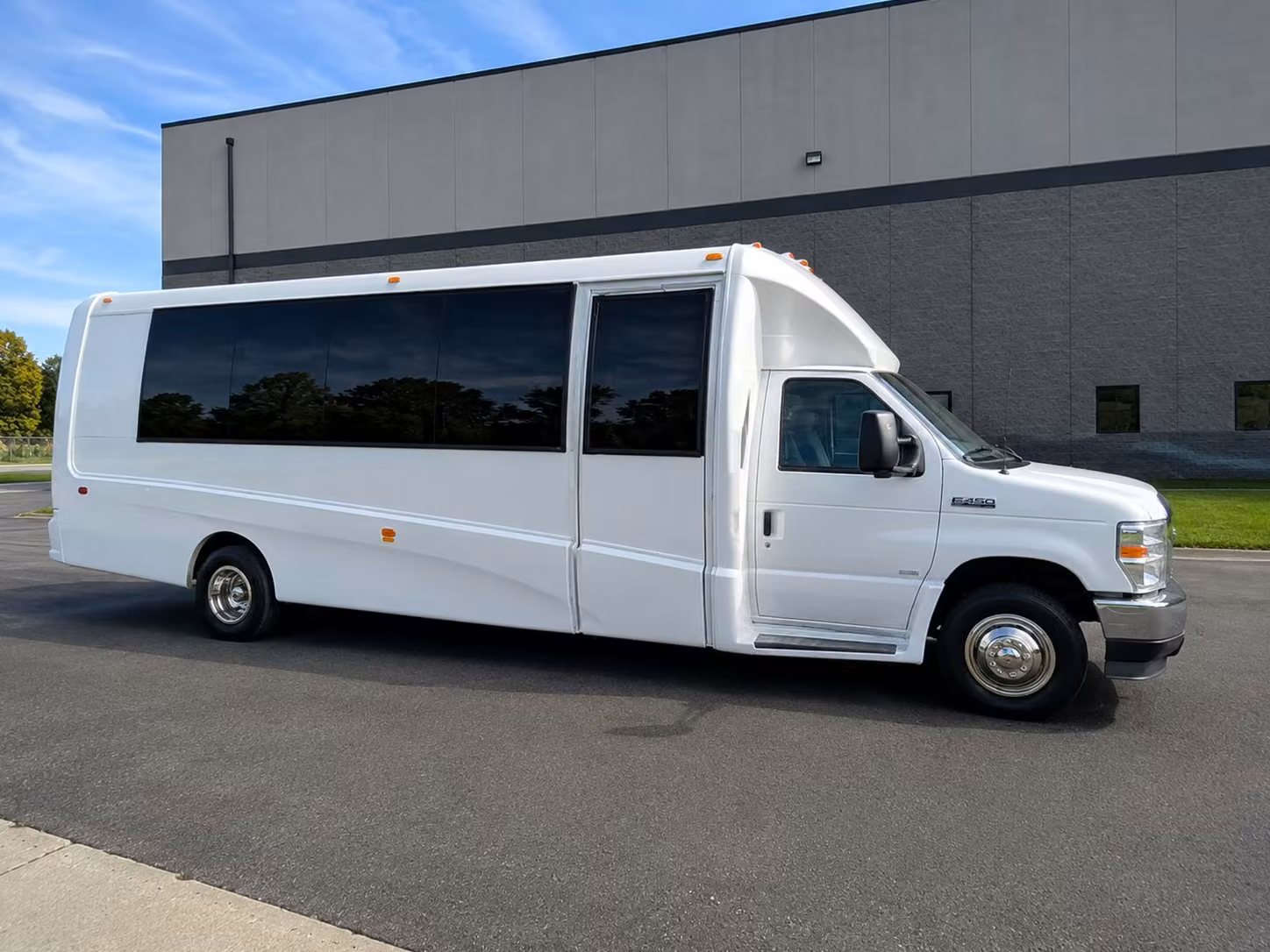 18 passenger minibus