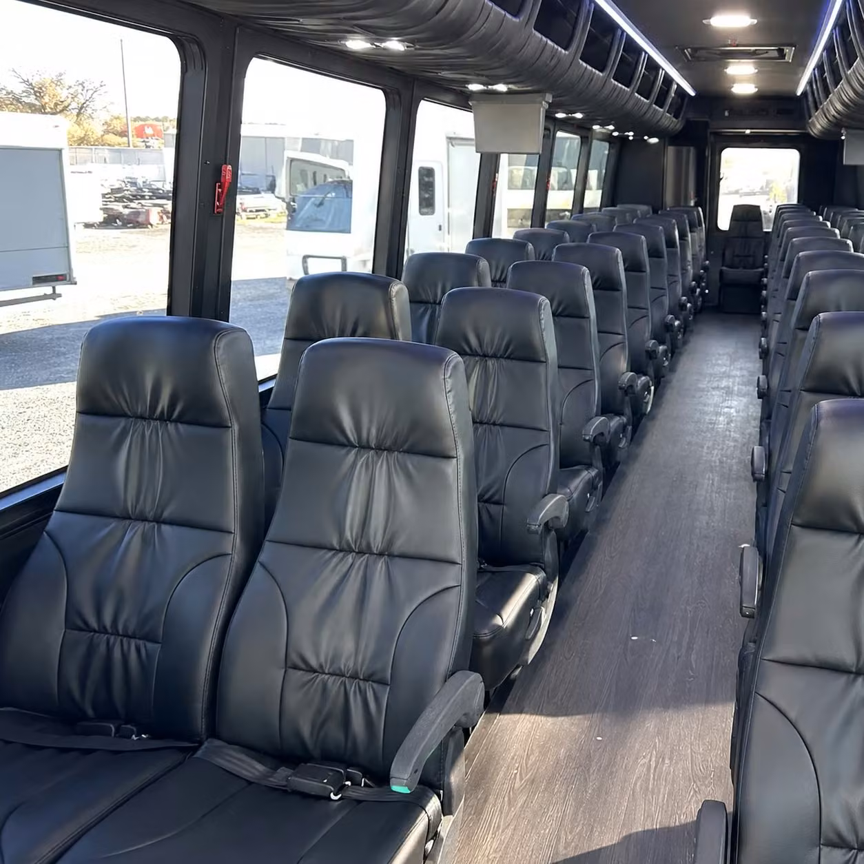 ontario 30 passenger minibus rental