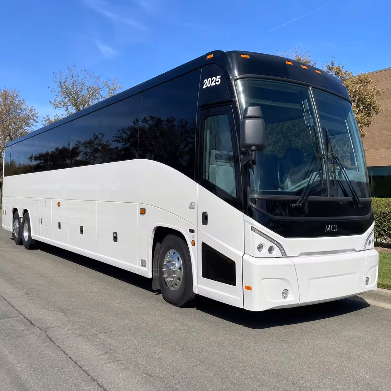 ontario 56 passenger charter bus rental