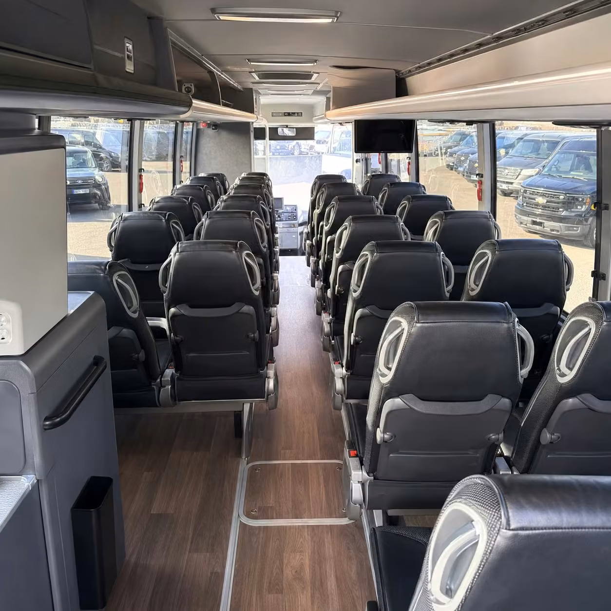 wedding charter bus rentals for ontario s most beautiful venues